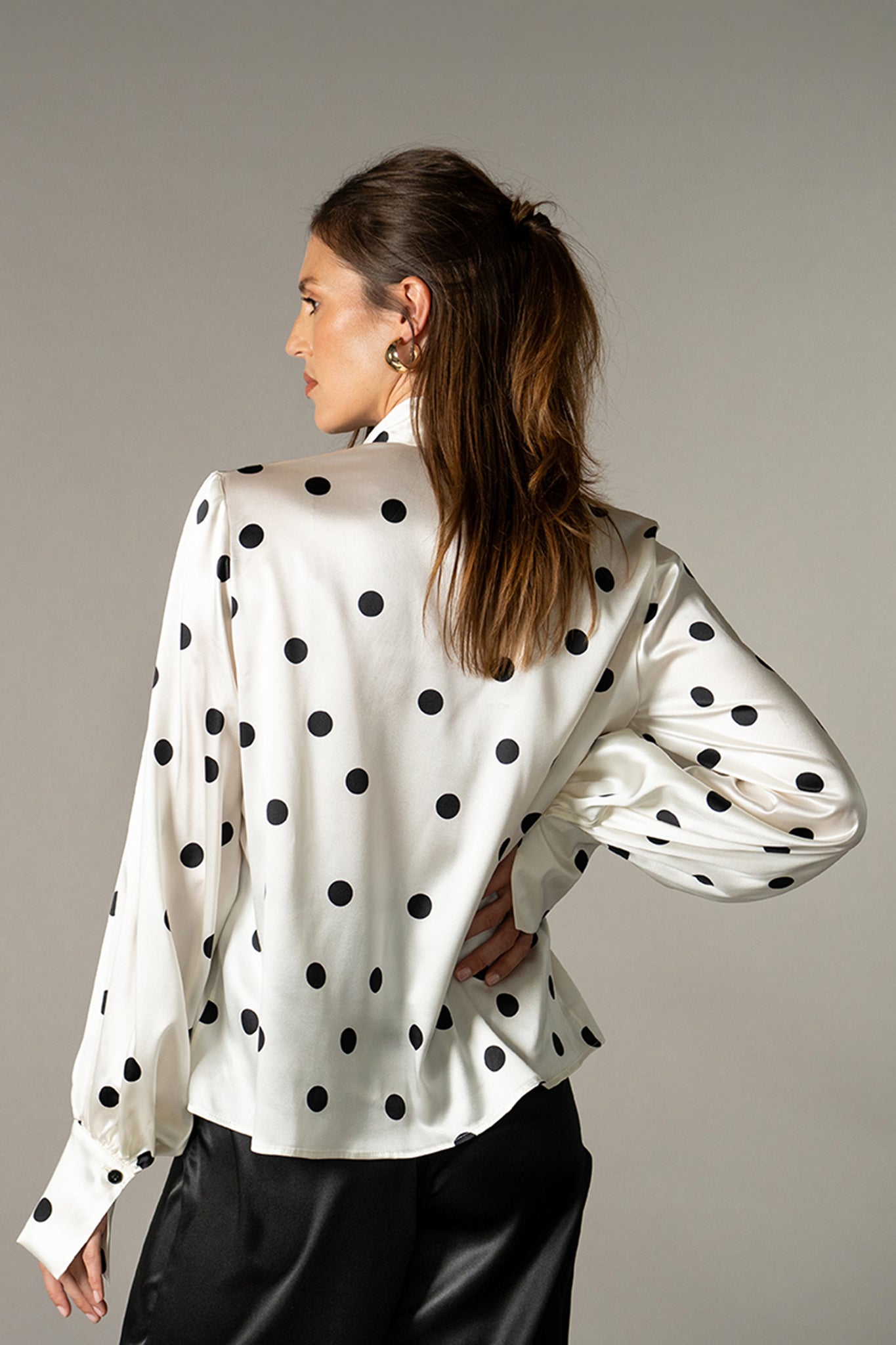 KAT - pussy bow shirt